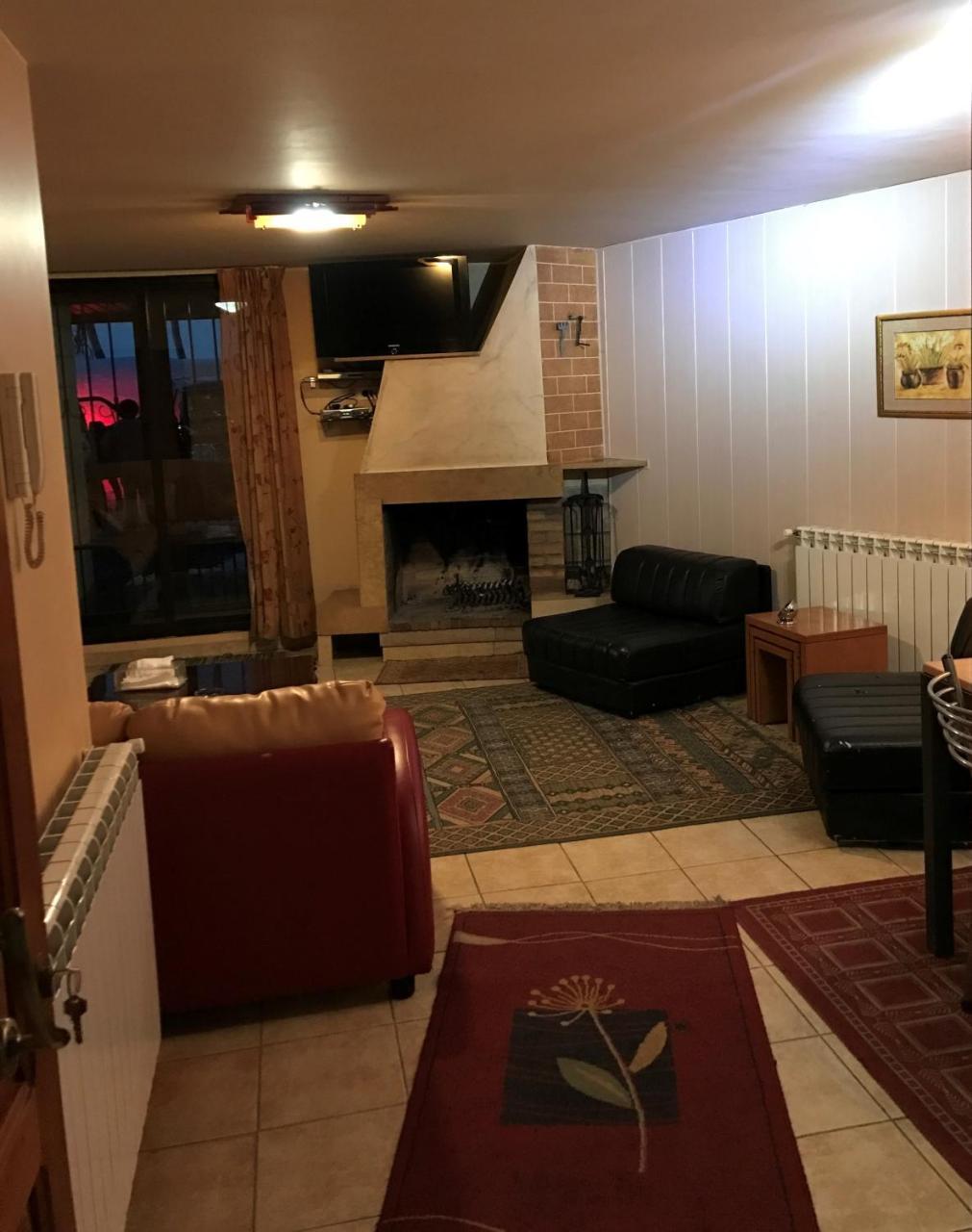 Stone Chalets Fārayyā Kültér fotó