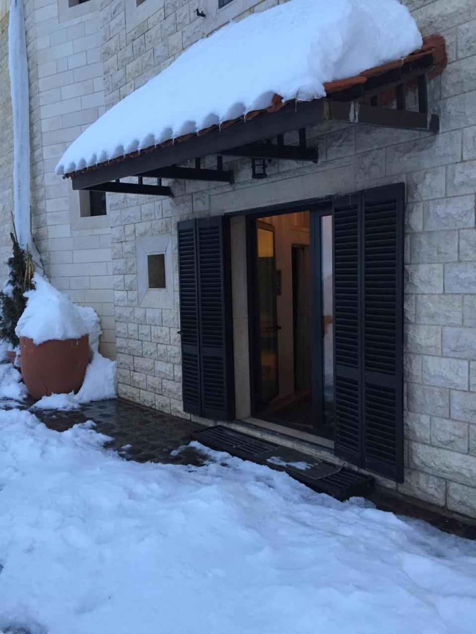 Stone Chalets Fārayyā Kültér fotó